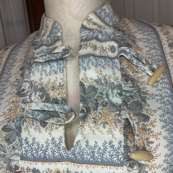 Vintage Alice Stuart Tunic Blouse Wood Toggle Buttons Desert Rose Jonathan Logan - Picture 6 of 9